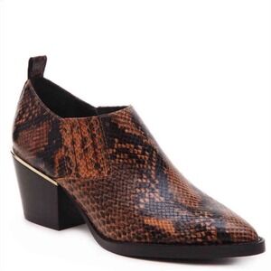 Bleecker & Bond Western Style Lydia Booties 7‎